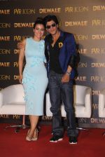 Kajol, Shahrukh Khan at Dilwale song launch on 26th Nov 2015